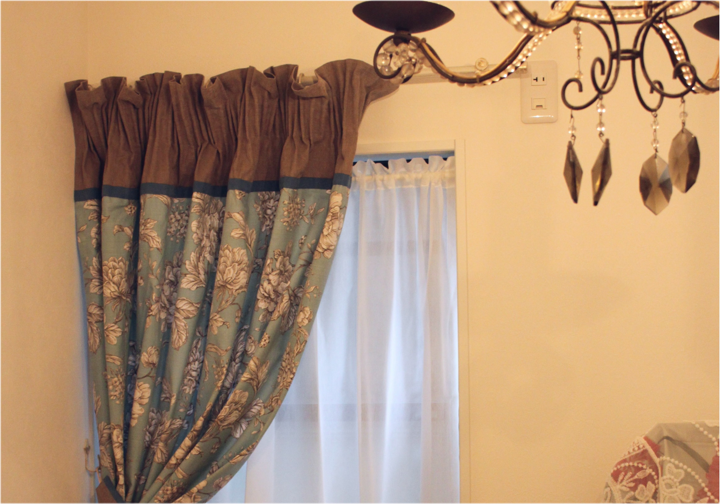 カーテンの切り返し