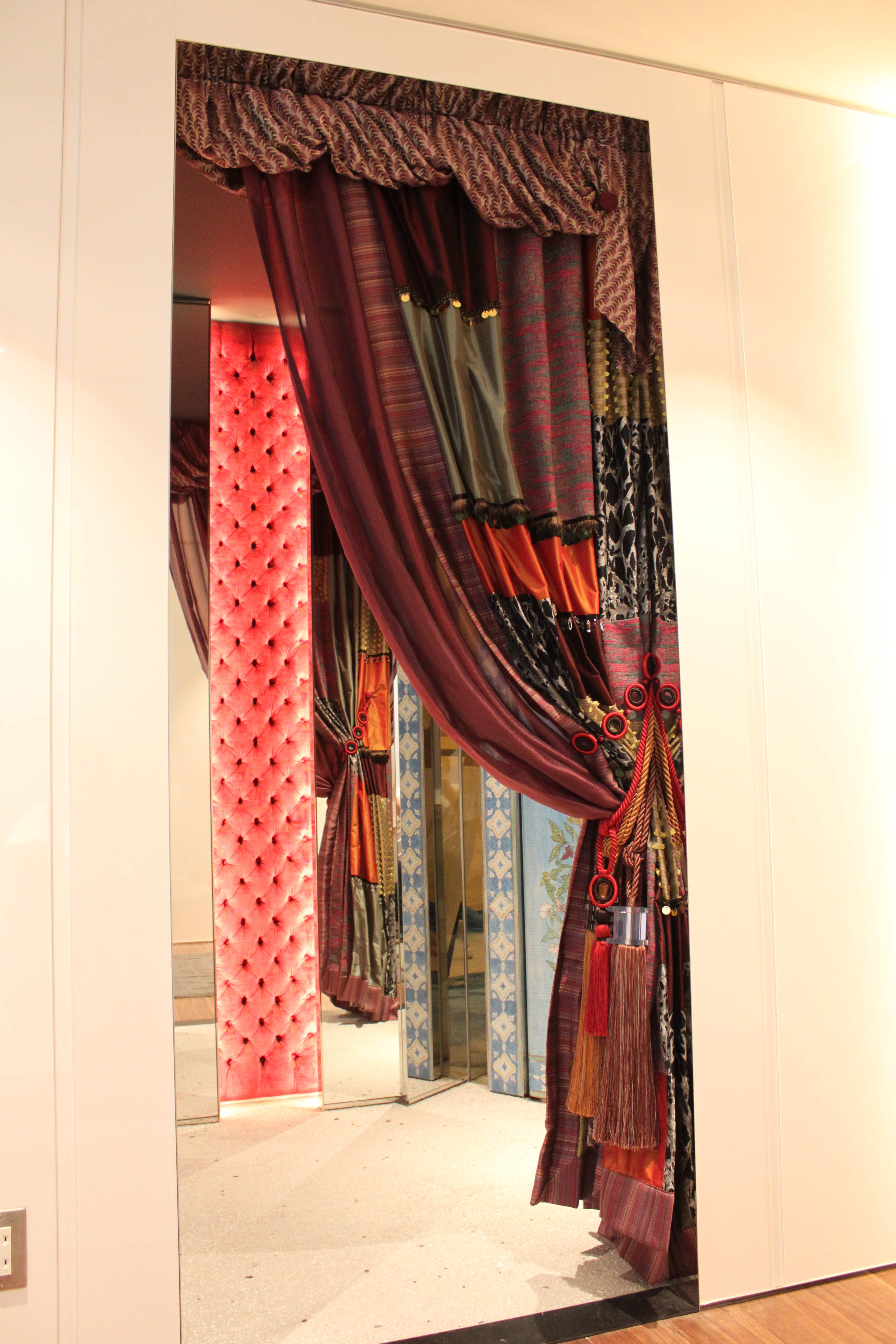 カーテンの切り返し