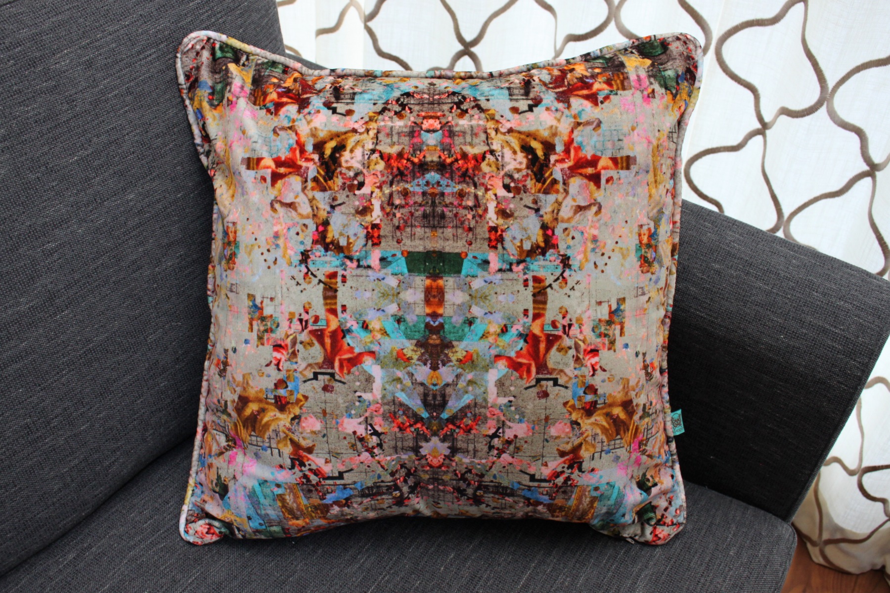 ブラックポップの生地