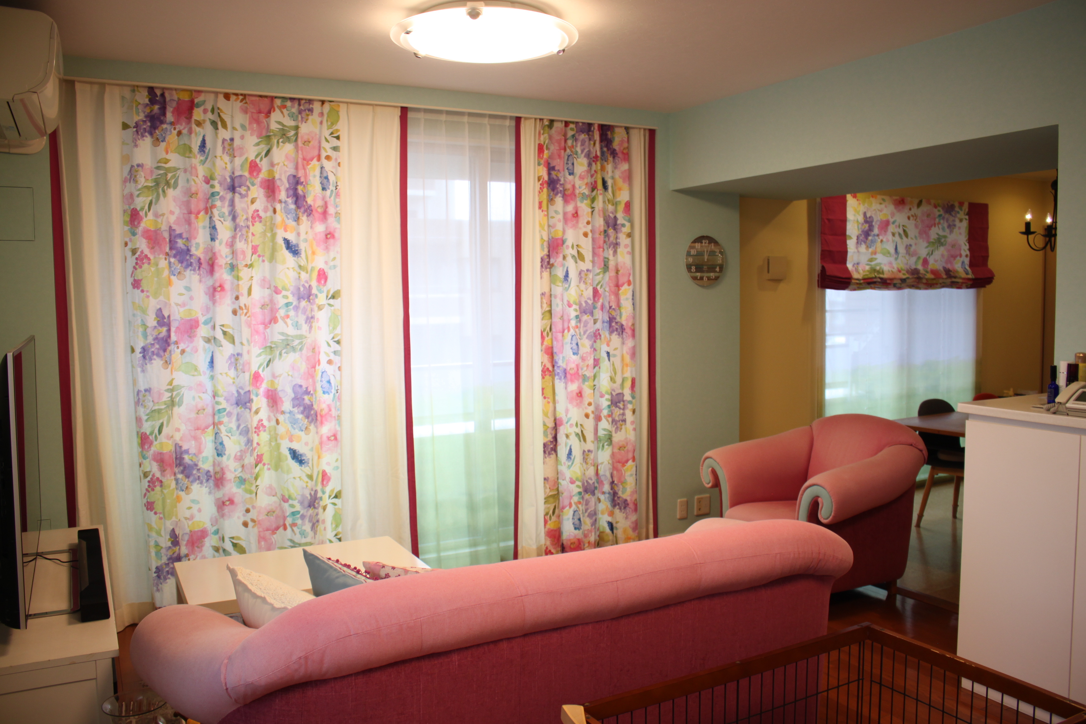 ブルーベルグレイのカーテン