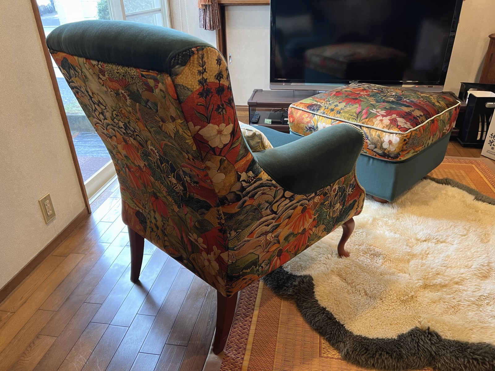 ベルベットでソファの張り替え