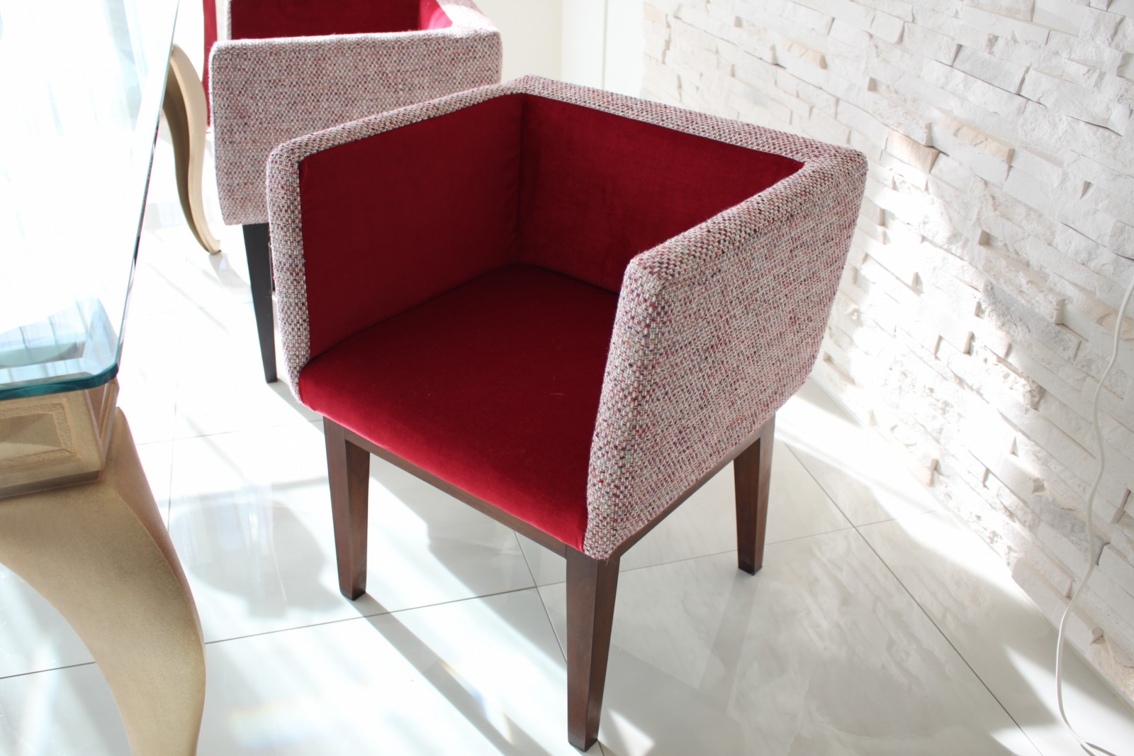 ダイニングチェアの張り替え